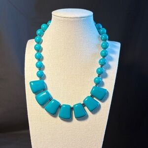 Elegant Turquoise/Green Beaded Necklace